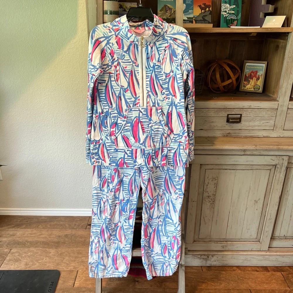 Lilly Pulitzer set in Red right return print size small top, kids XL bottoms